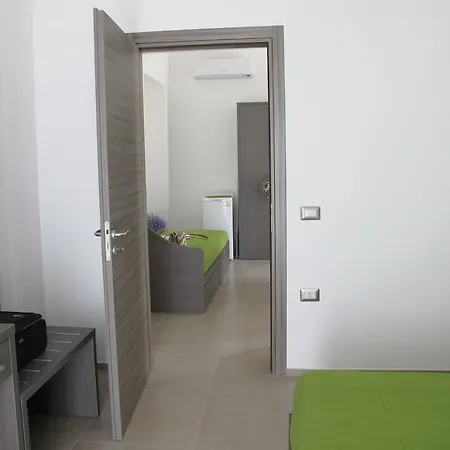 مزرعة للإقامة Tenuta Santa Maria *